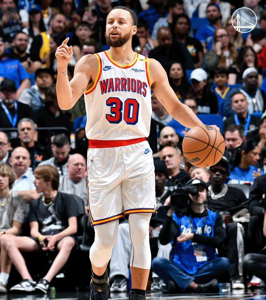 开云体育APP下载-加拿大男篮碾压步行者，库里惊艳世界