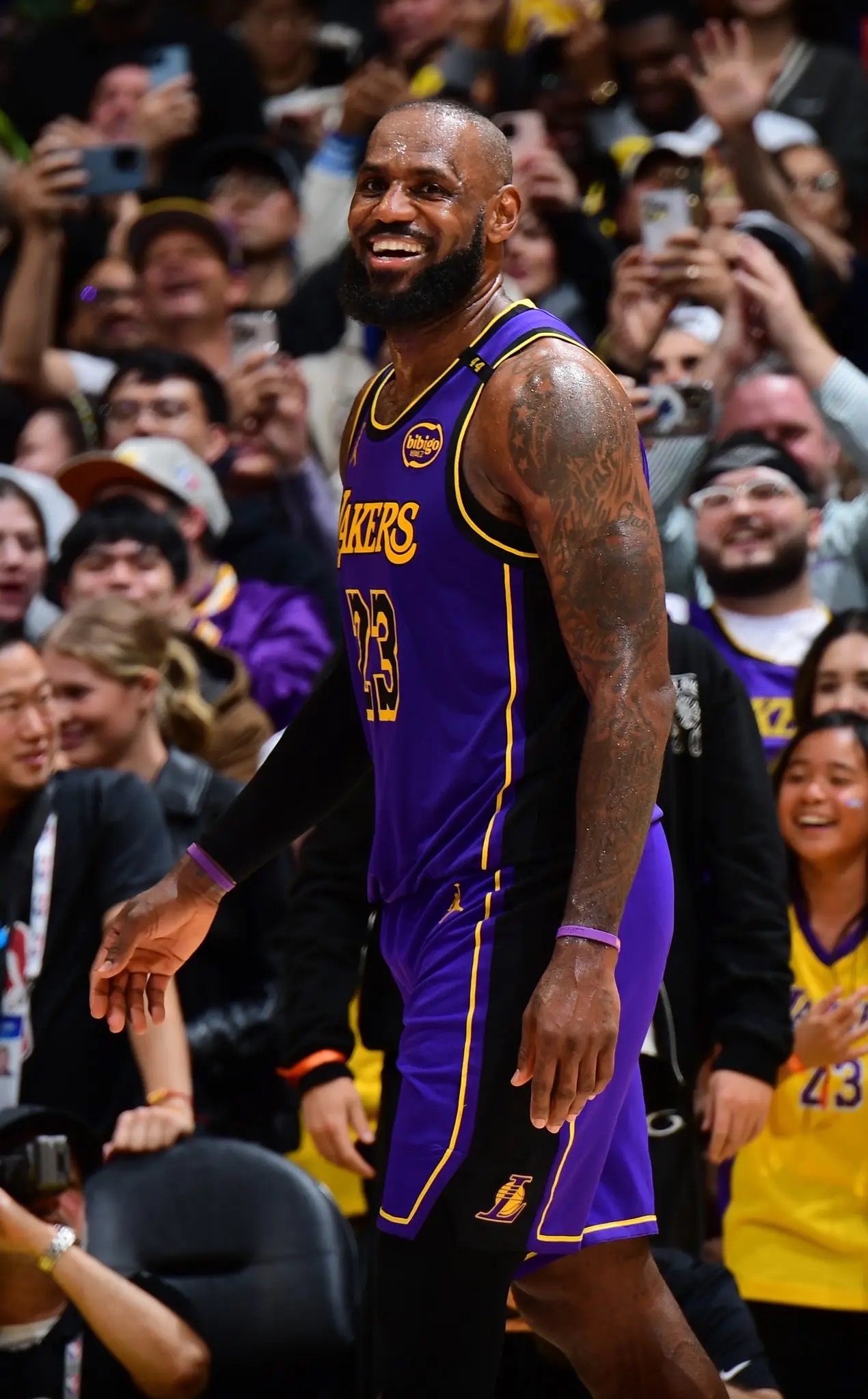 步行者碾压湖人，加里纳利一己之力扛起全队的简单介绍