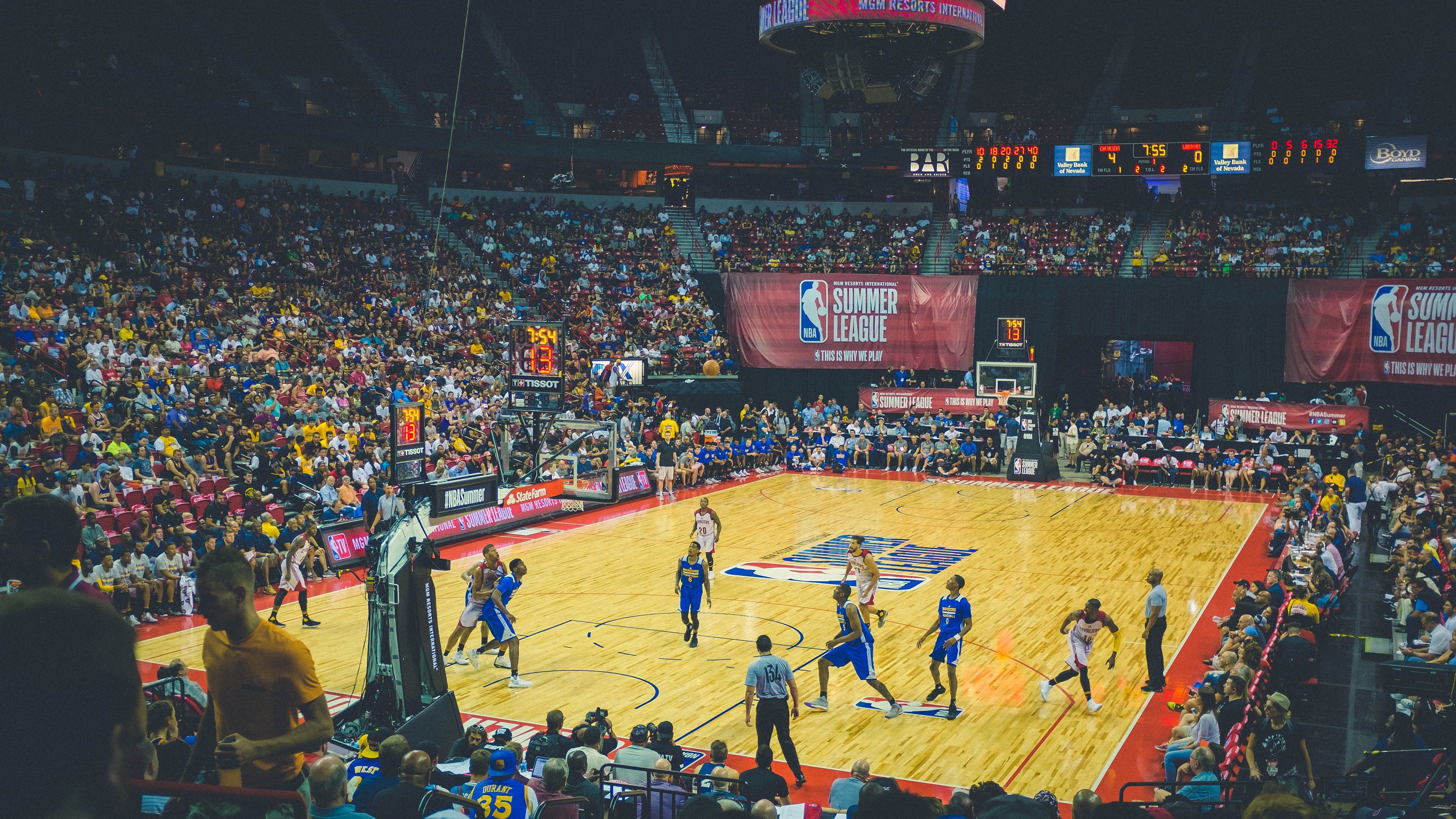 跨界传奇，NBA总决赛之夜，苏亚雷斯关键进球定乾坤